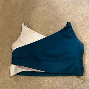 FIVE Dancewear top - child medium